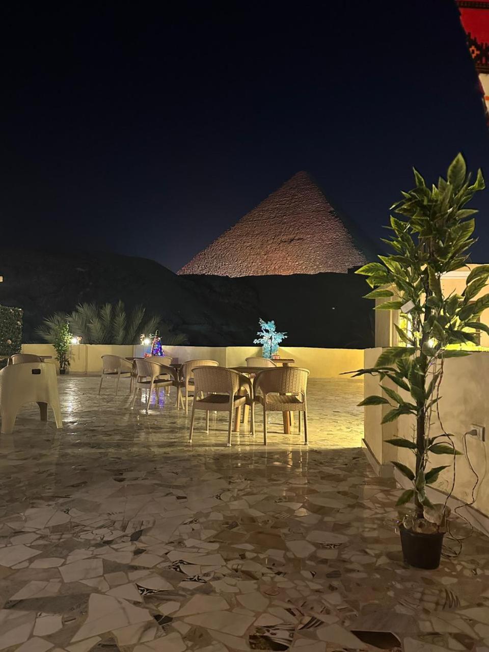 Pyramid View Gh Hotel Kafrat al Jabal Bagian luar foto