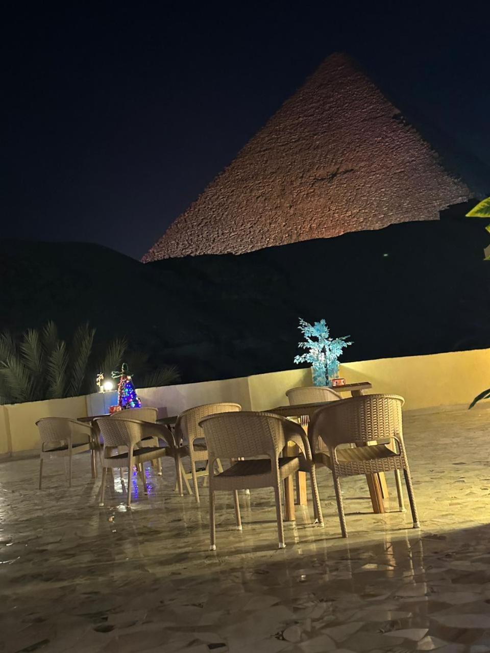 Pyramid View Gh Hotel Kafrat al Jabal Bagian luar foto